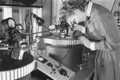 Photo 1959 greatest scientific experiment