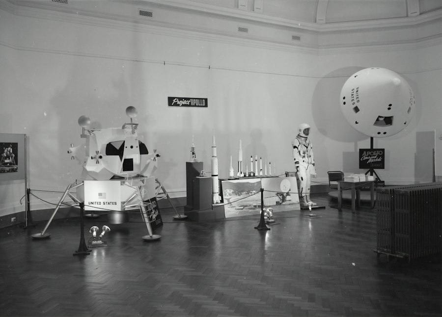 Photo early space exploration satellites history