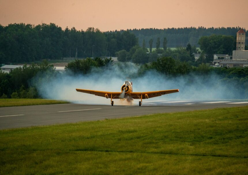 Photo C-130 STOL rocket-assisted takeoff