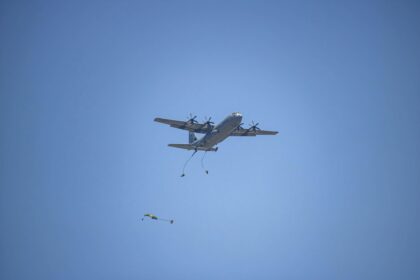 Photo C-130 rocket test flight experimental