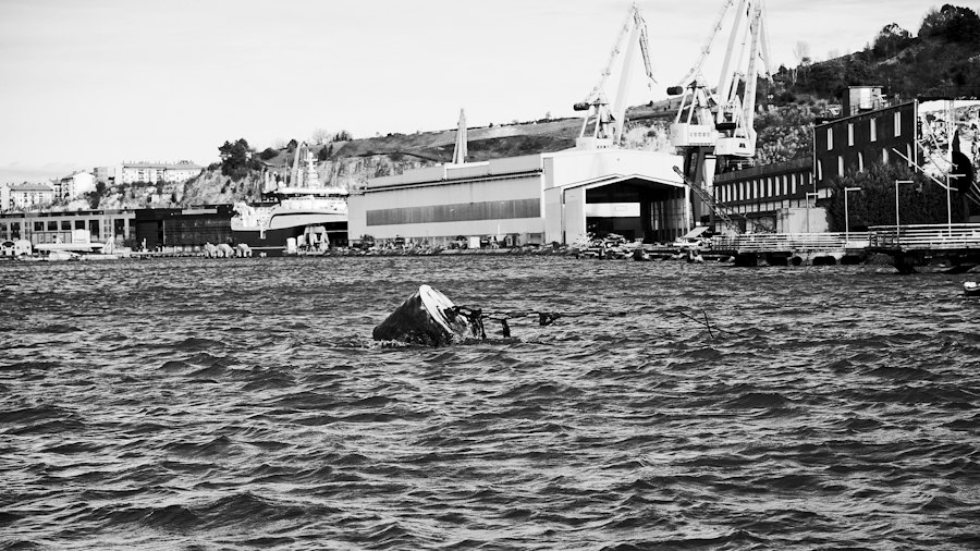 Soviet submarine 1976 accident