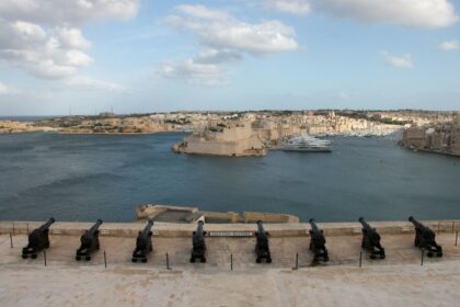 Photo Cold War Mediterranean naval confrontation