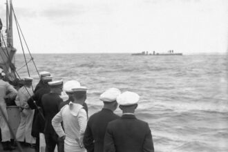 Photo USS Voge K-22 collision