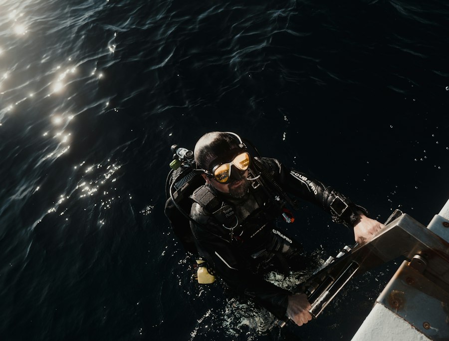 Photo Cold War underwater surveillance mission