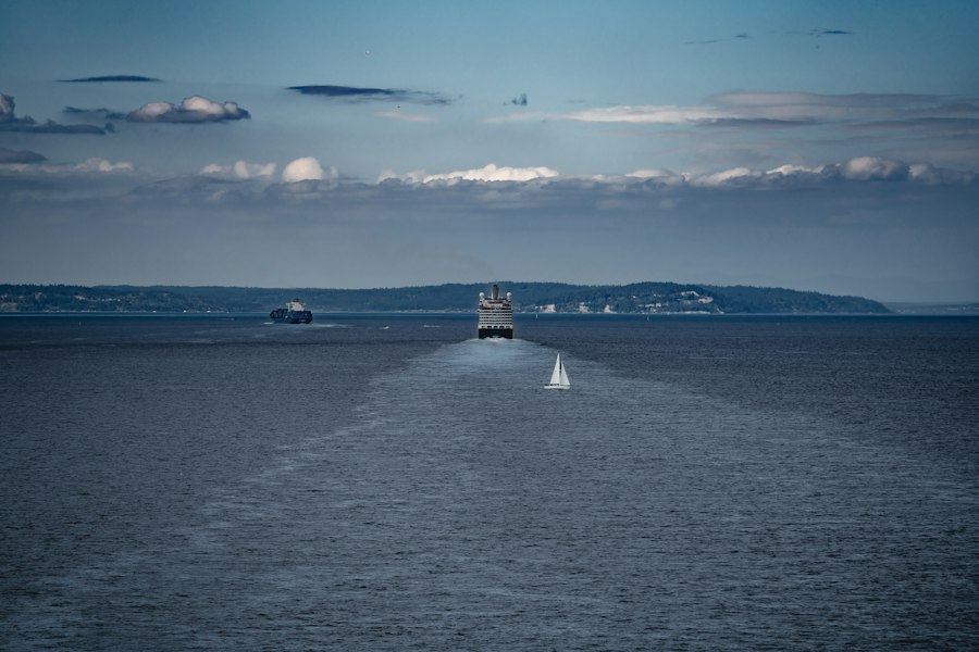 Photo Sixth Fleet submarine tracking 1976