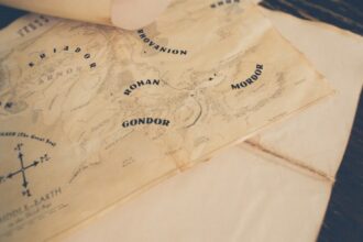 Photo HMS Sovereign ship navigation map