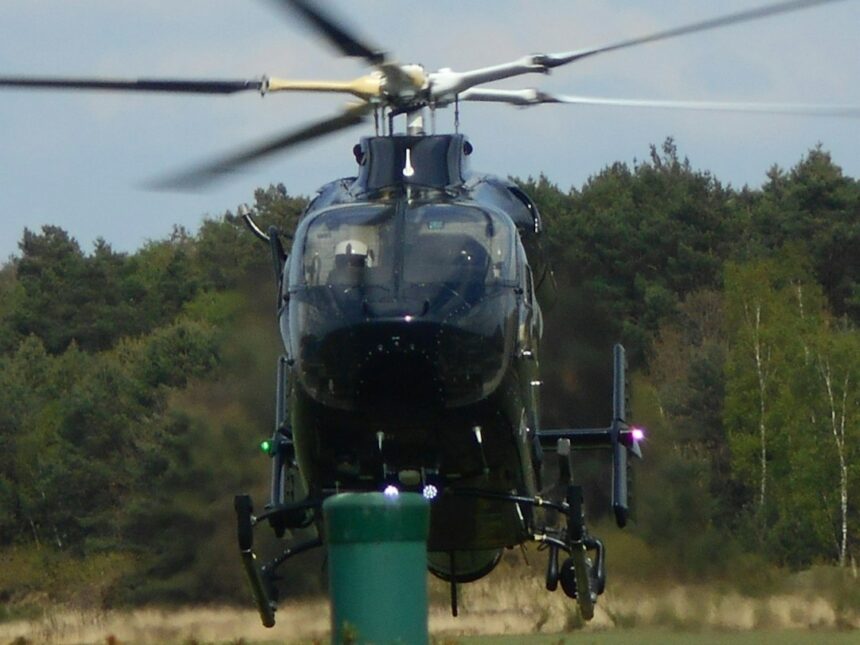 Photo helicopter hydraulic failure radar system