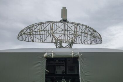 Photo Sergeant Rami Shalev radar system