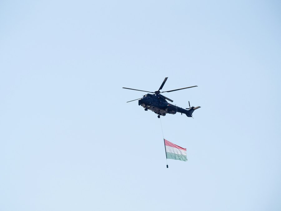 Photo Israeli helicopter radar system