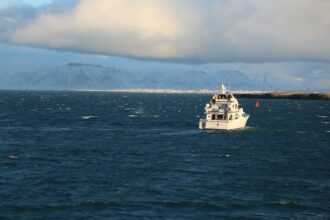 Photo submarine contact Iceland sonar