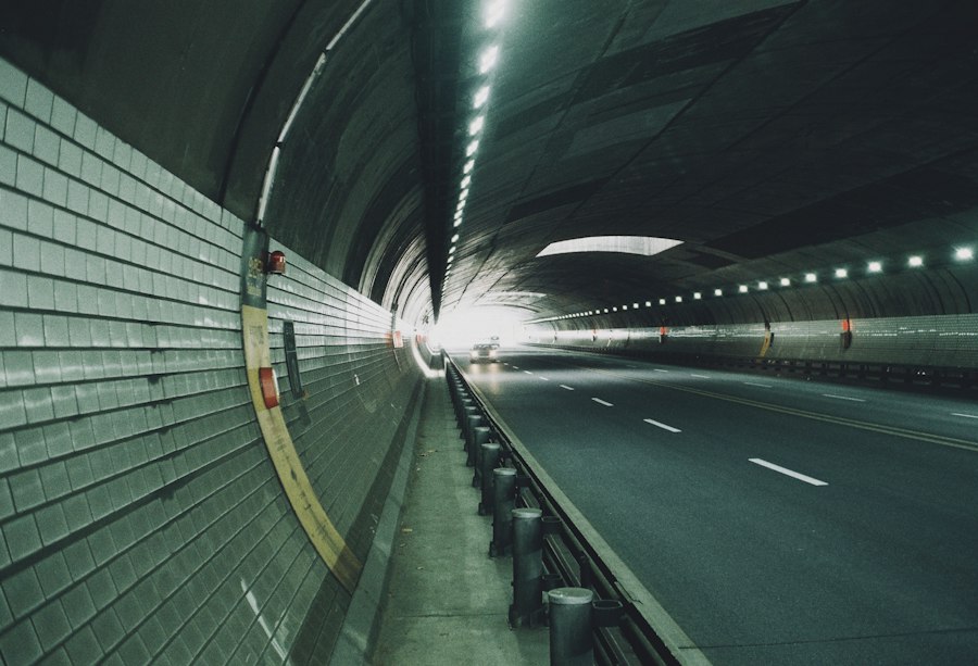 Photo tunnel engineering construction