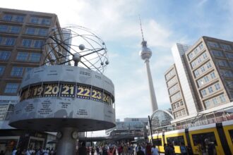 Photo Berlin six foot tunnel boring machine